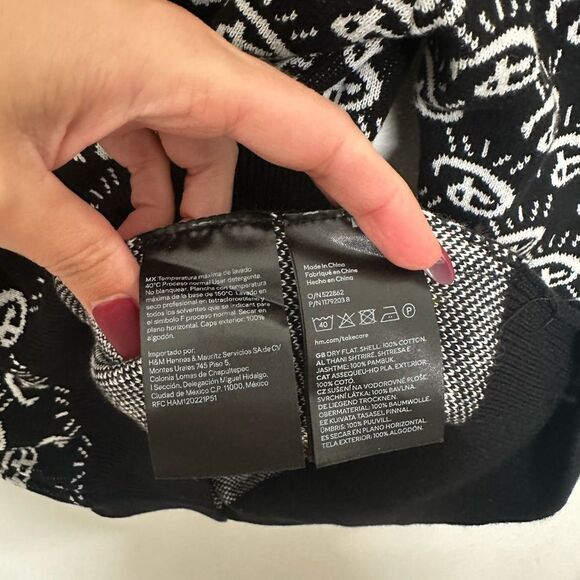 H&M Disney Shirt - Picture 5 of 8